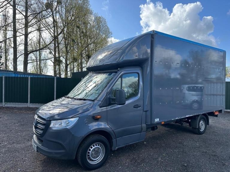 2022 Mercedes-Benz Sprinter 314 CDI PROGRESSIVE Chassis Cab Diesel Manual