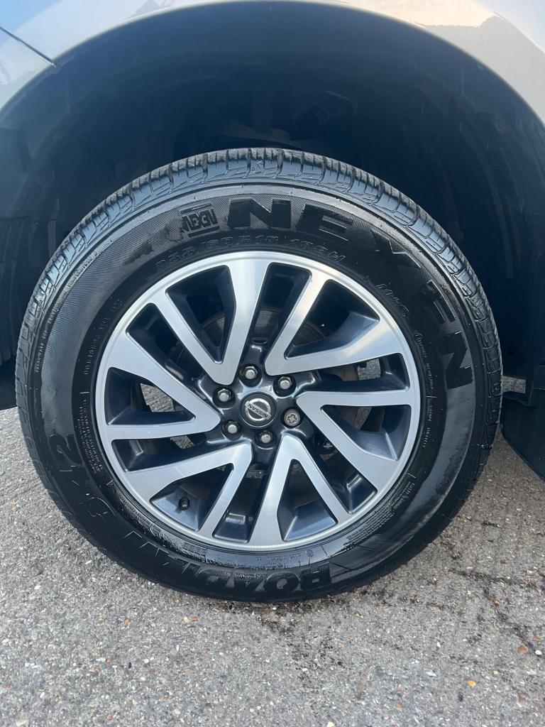 2019 Nissan Navara Double Cab Pick Up Tekna 2.3dCi 190 4WD Auto PICK UP DIESEL Automatic