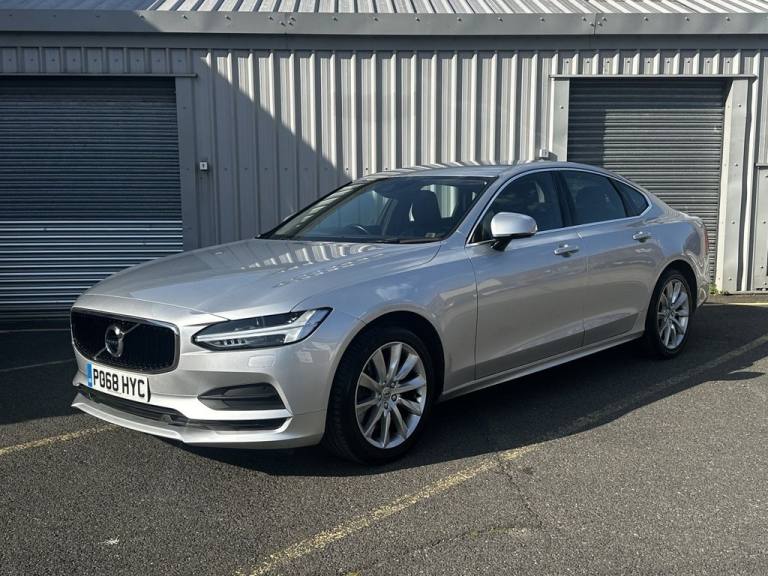 2018 Volvo S90 2.0 T4 GPF Momentum Saloon 4dr Petrol Auto Euro 6 (s/s) (190 ps) Saloon Petrol Aut...