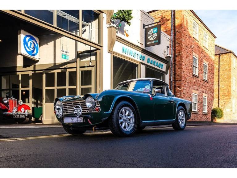  Triumph TR4 Petrol Manual