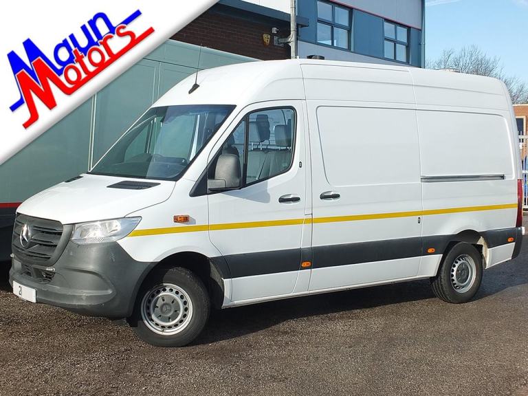 image for Mercedes-Benz Sprinter 316 CDI 'Progressive' 160PS Euro 6, L2 H2 RWD Panel Van