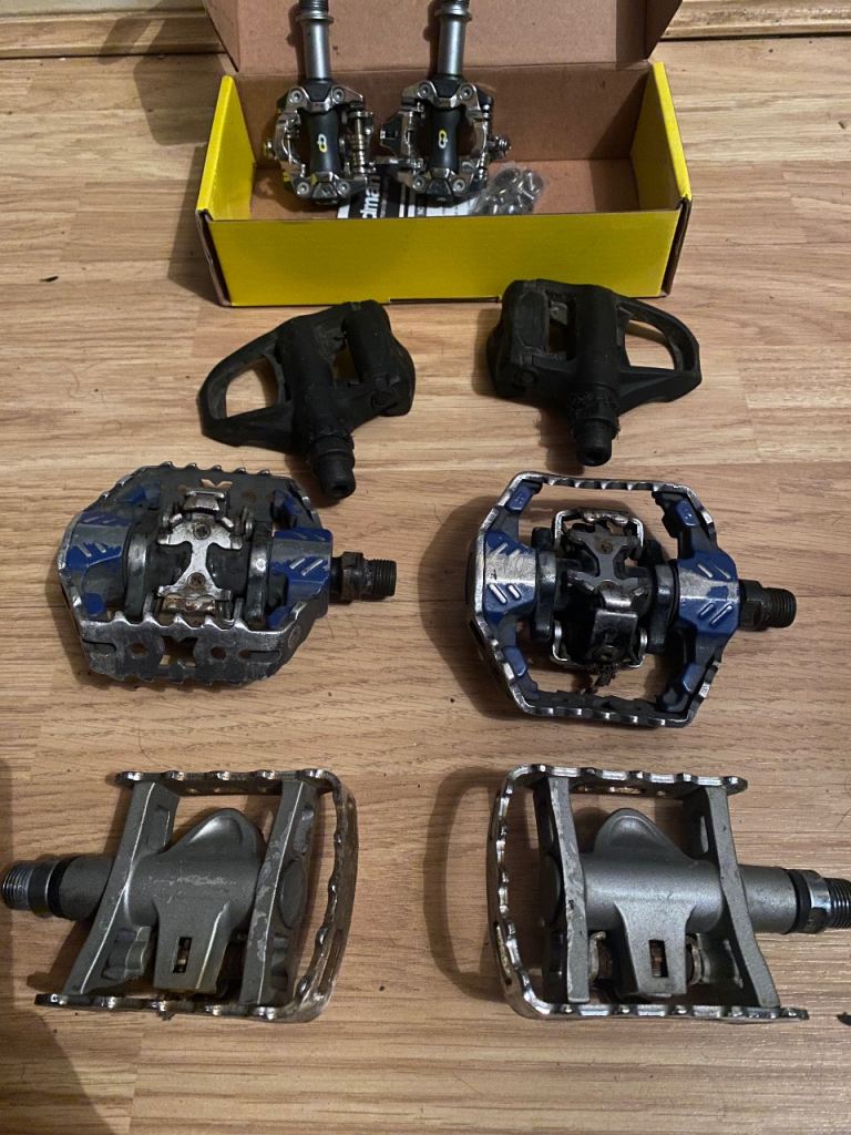 Bike pedals 