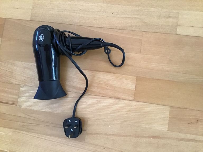 Boots mini hairdryer ( with diffuser) 