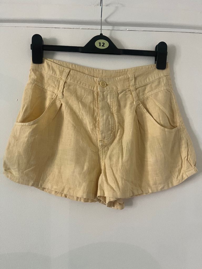 Free People Linen Blend Shorts NWOT Butter Yellow Size 12
