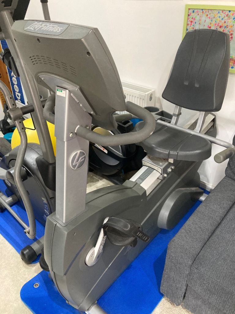 Life Fitness 95Ri Recumbent Exercise Bike