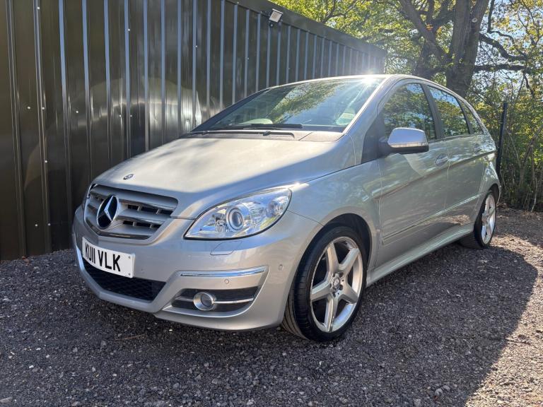 2011 Mercedes-Benz B Class B160 Sport 5dr CVT Auto MPV Petrol Automatic