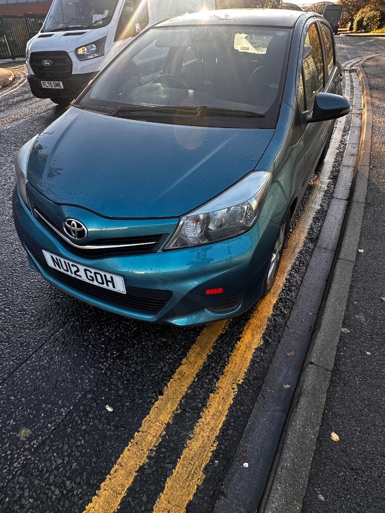 Toyota, YARIS, Hatchback, 2012, Manual, 1329 (cc), 5 doors