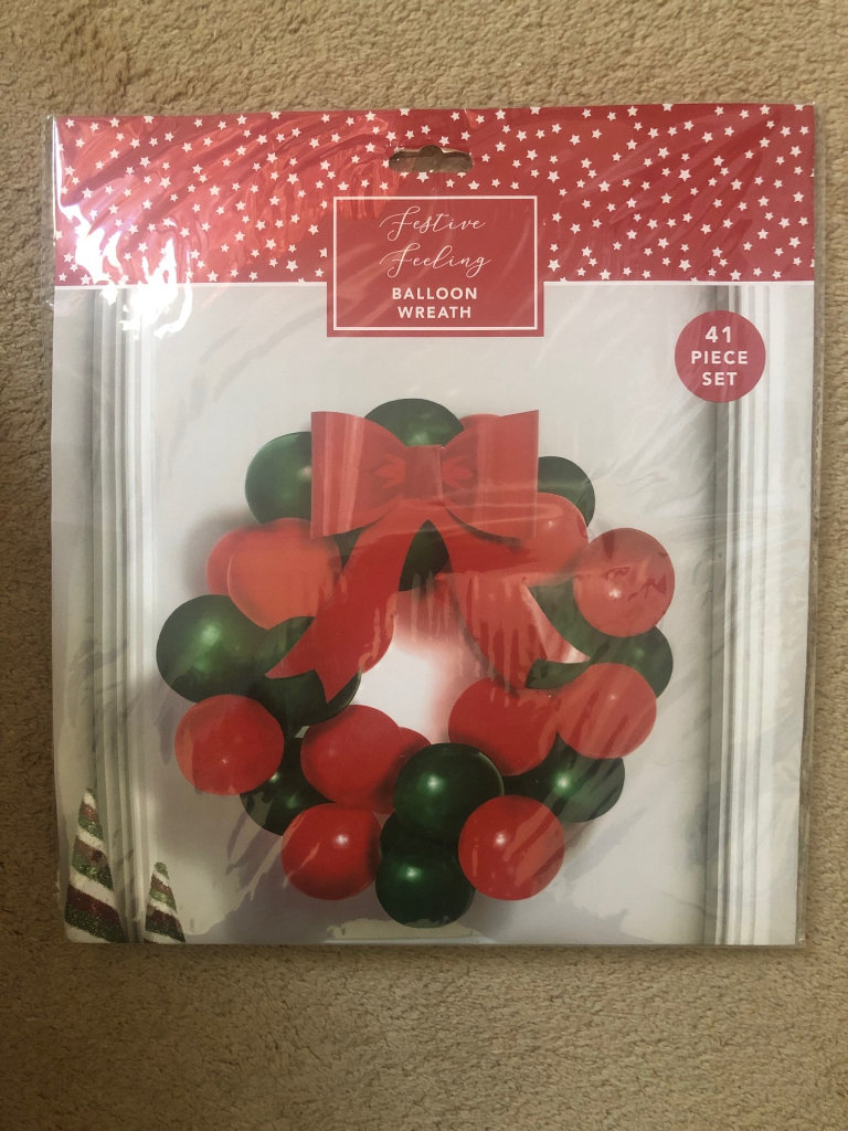New Christmas Decoration Balloon wreath. 41 piece set.