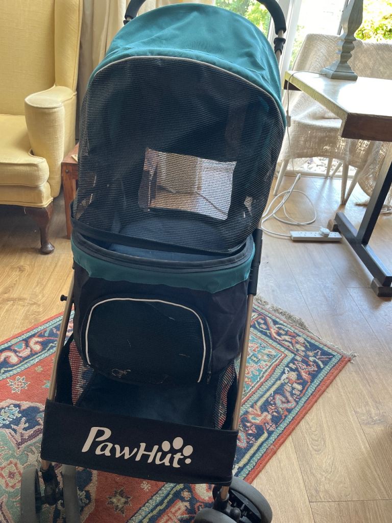 Dog pushchair