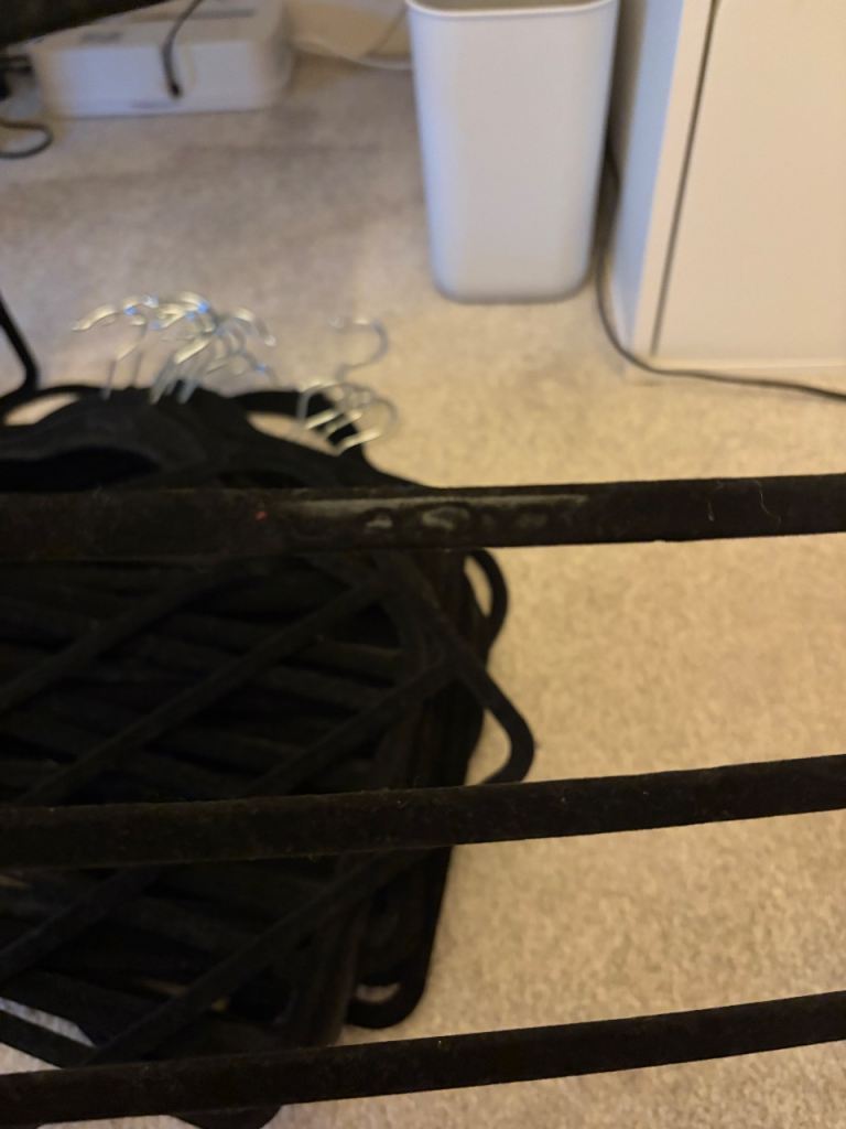 20 black flocked hangers 