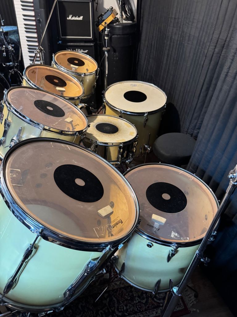 Premier Elite vintage drum kit - Double bass, 4 rack toms, 2 floor toms ...