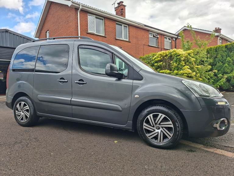 Citroen, BERLINGO MULTISPACE, MPV, 2015, Semi-Auto, 1560 (cc), 5 doors