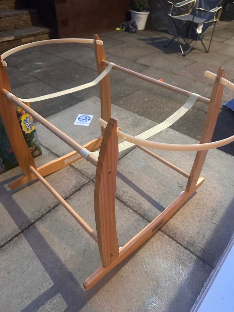 Wooden Baby Rocker / Moses Basket Stand – Good Condition