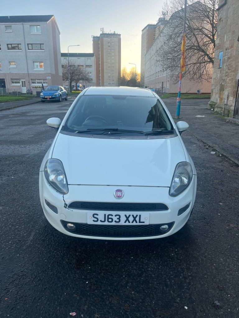 Fiat, PUNTO, Hatchback, 2013, Manual, 1242 (cc), 3 doors