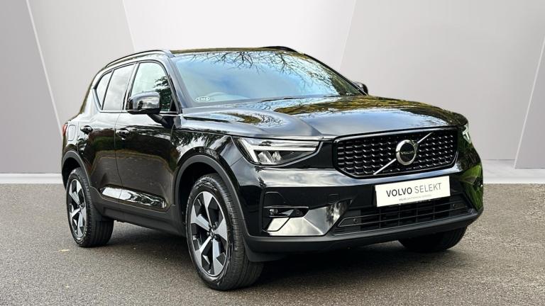 2025 Volvo XC40 2.0 B3 MHEV Plus SUV 5dr Petrol Hybrid DCT Auto Euro 6 (s/s) (163 ps) ESTATE Petr...
