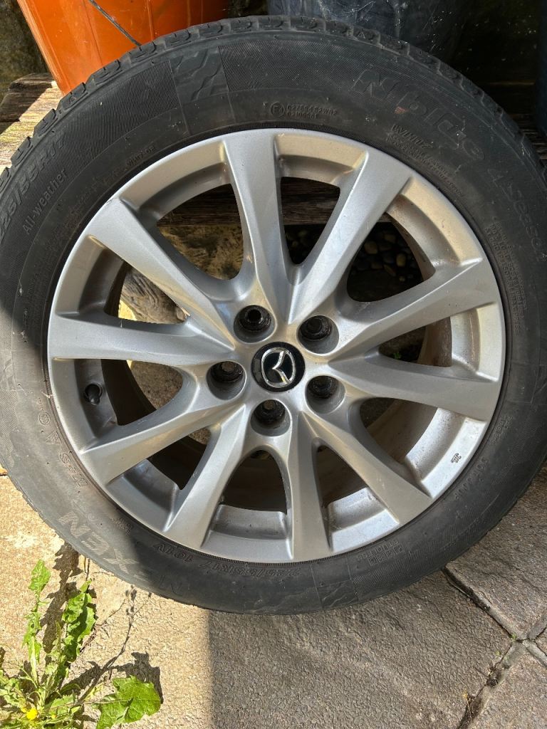 2014 Mazda 2.2 alloy wheel