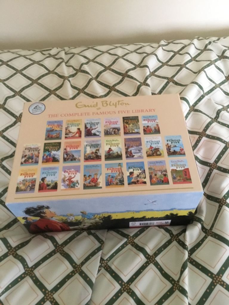 Enid Blyton famous 5 box set