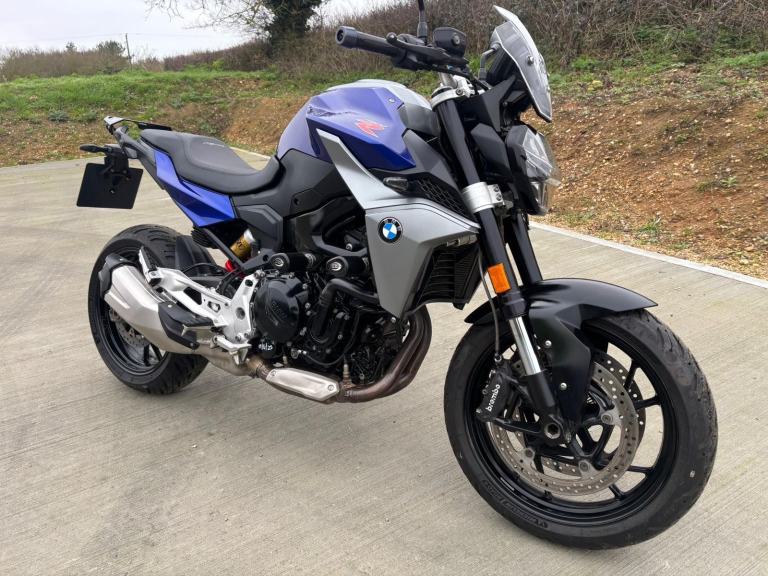 BMW F 900 R SE