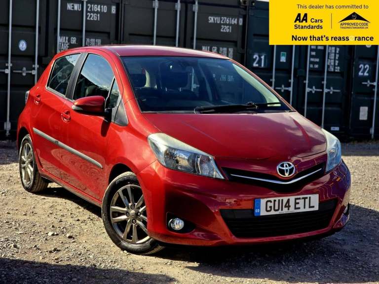 2014 Toyota Yaris 1.33 Dual VVT-i Icon Plus Hatchback 5dr Petrol Multidrive S Euro 5 (99 ps) Hatc...