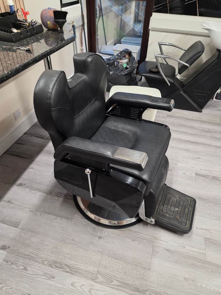 Barber chair
