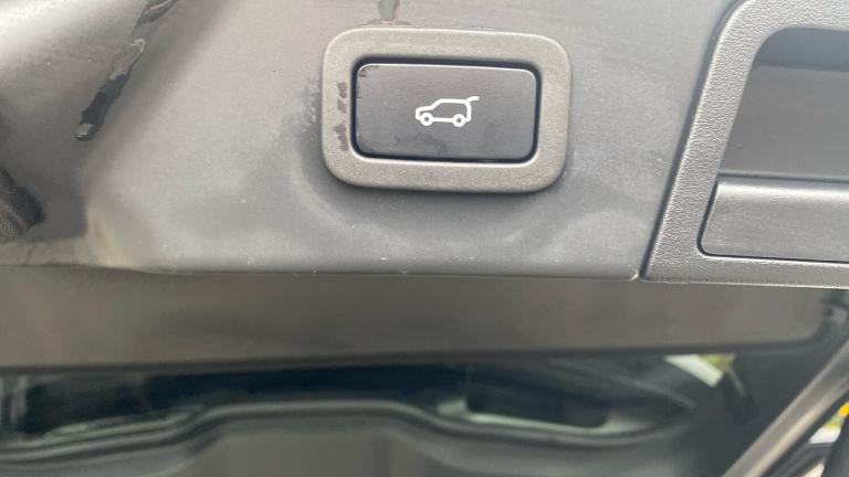 2022 Land Rover Range Rover Velar 2.0 D200 Edition 5dr Auto Diesel Estate Estate Diesel Automatic