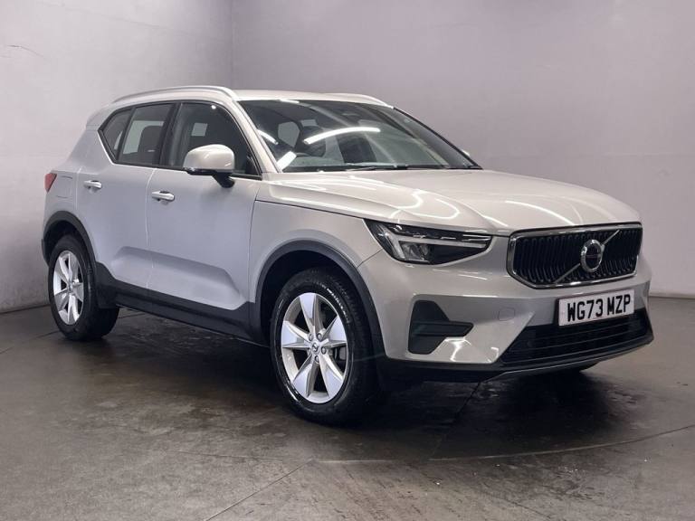 2023 Volvo XC40 2.0 B3 MHEV Core SUV 5dr Petrol Hybrid DCT Auto Euro 6 (s/s) (163 ps) ESTATE PETR...