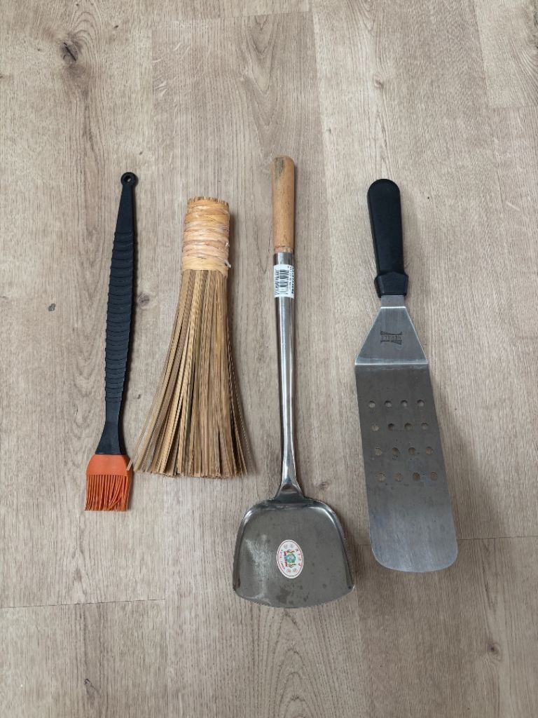 Kitchen Utensil Set - Spatulas, Brush & Broom