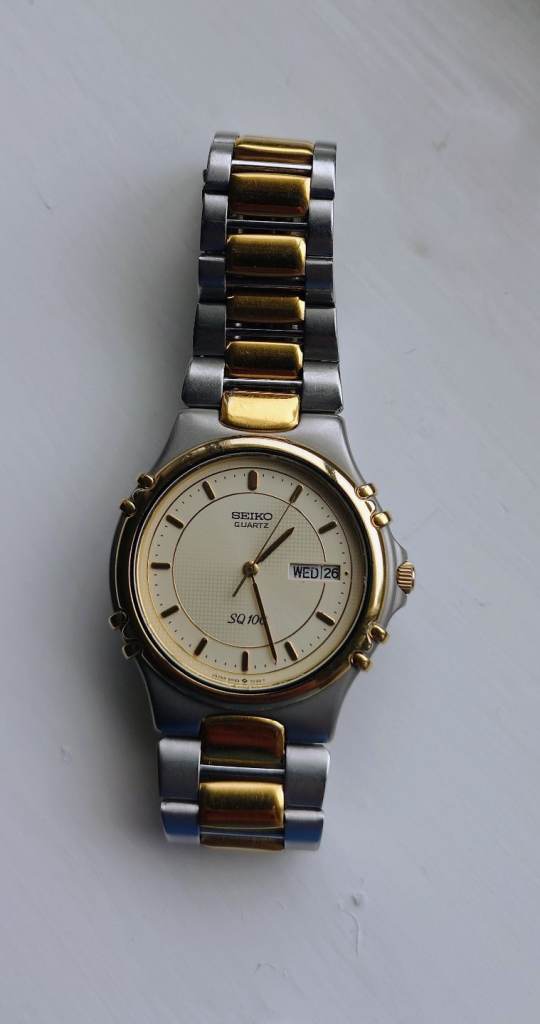 Seiko sports quartz analogue watch