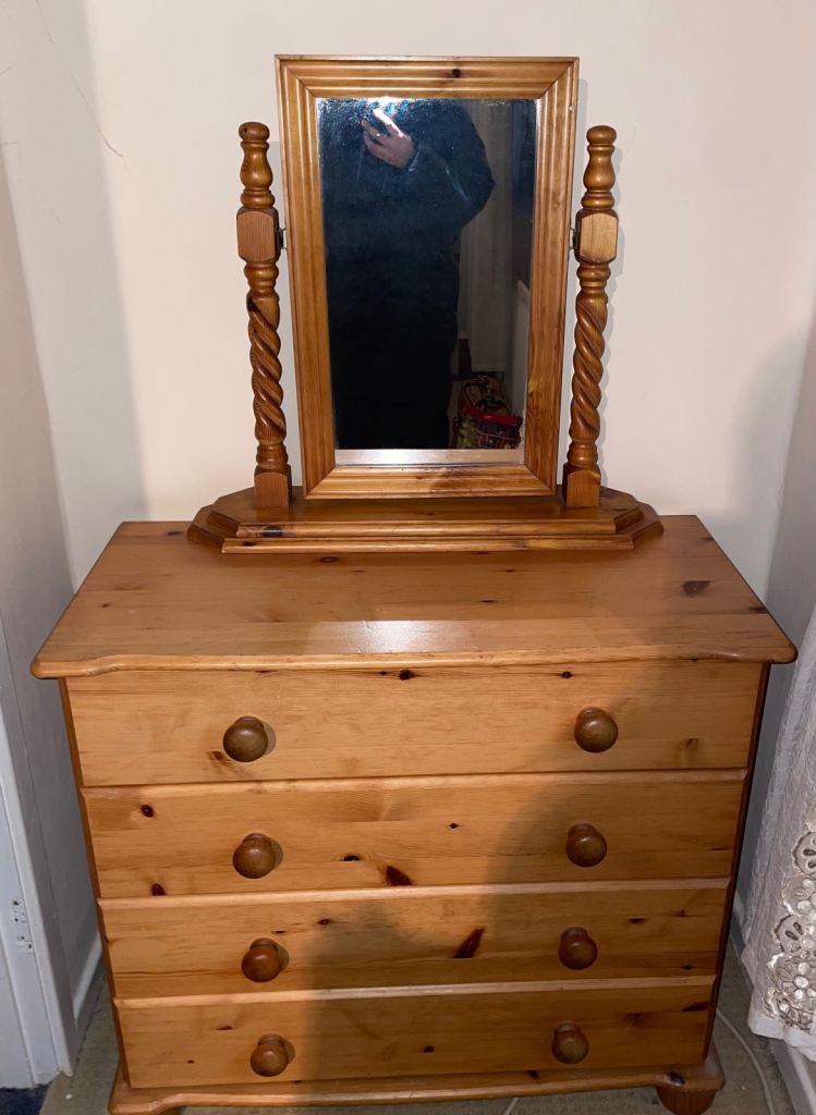 Oak dressing table with mirror 