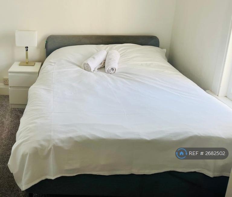 1 bedroom in Arun House, New Malden, KT3 (#2682502)