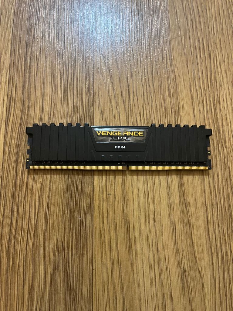 16GB (2x 8Gb) DDR4 3200Mhz RAM -Boxed