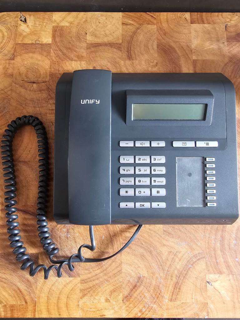 Unify OpenStage 15 T Desk Phone – Good Condition