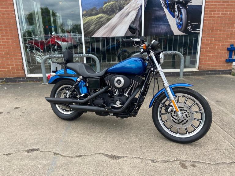 Harley-Davidson FXDXI DYNA SUPER GLIDE SPORT.