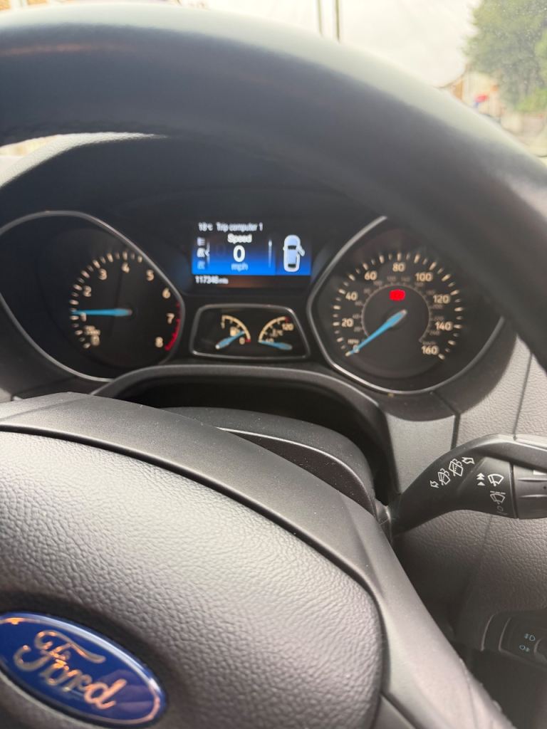 Ford, FOCUS, Hatchback, 2015, Manual, 999 (cc), 5 doors
