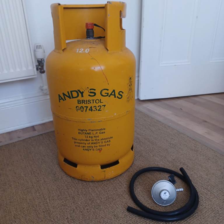 BARGAIN - 13kg Butane Gas Cylinder and Regulator (half-full) - £60