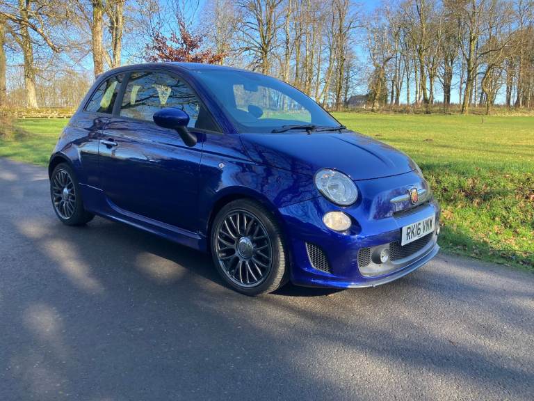 STUNNING 2016 Abarth 595. 3 Dr Hatchback. Manual. 1368 (cc). MOT 17/01/2027. Full Service History.