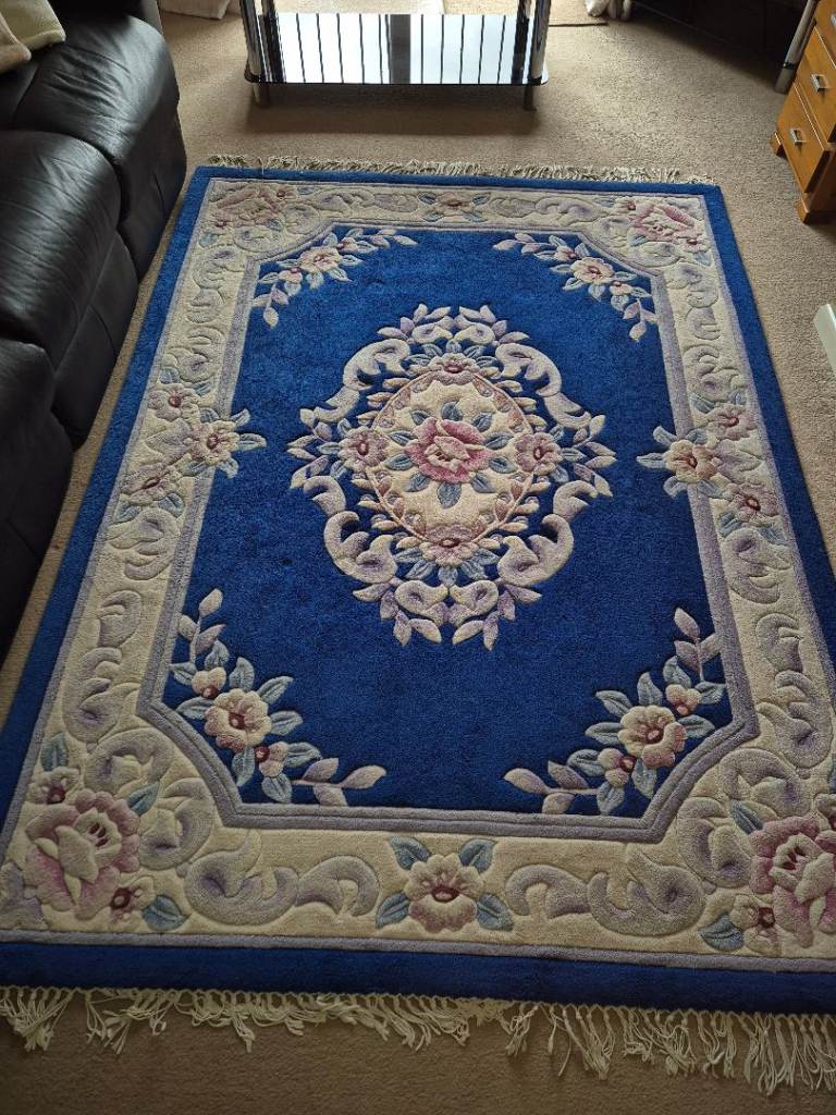 Chinese design wool rug