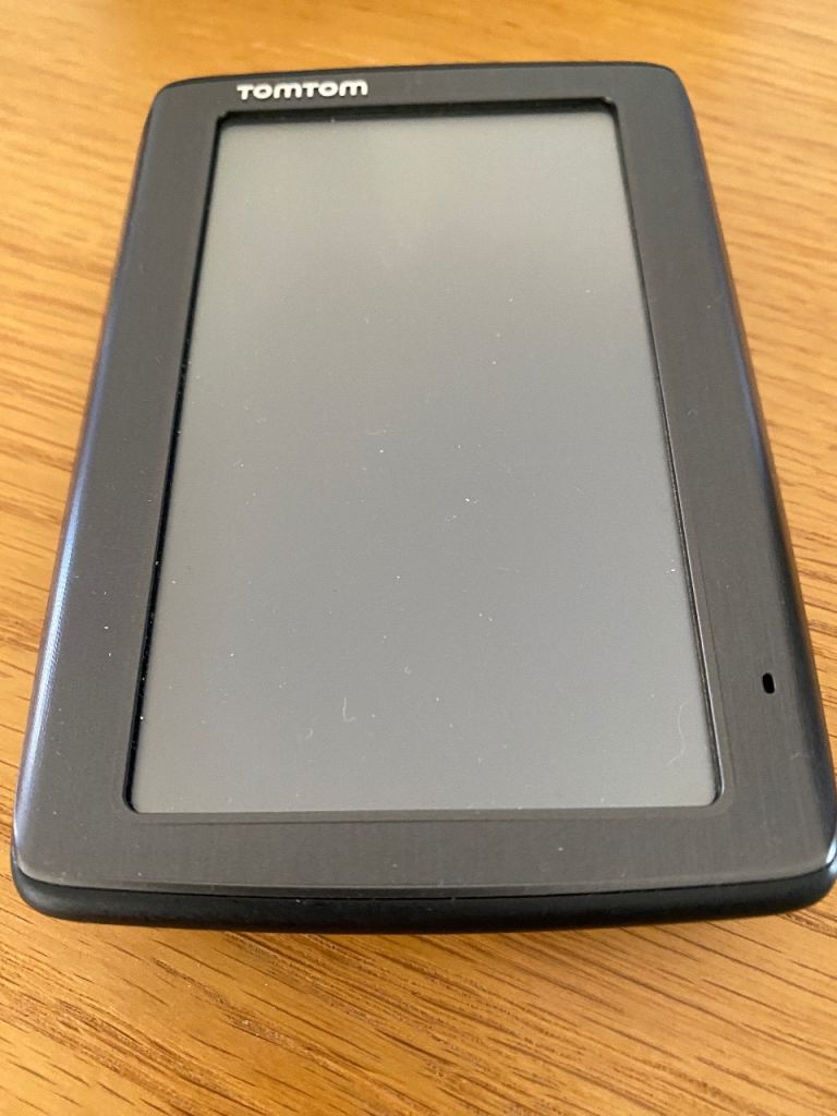 TOMTOM VIA SATNAV