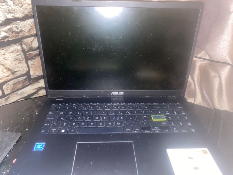 Asus e510 lptop