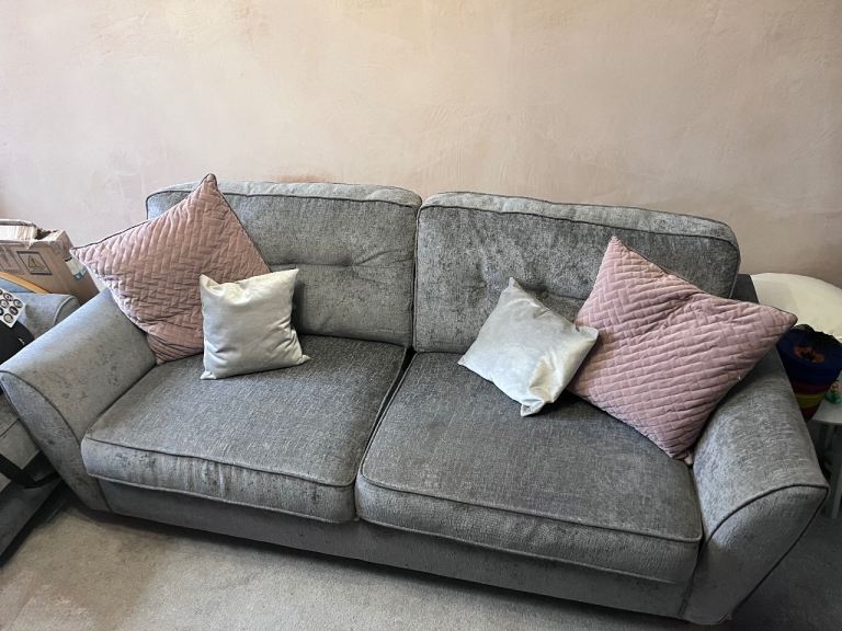 Cousins grey 2 and 3 seater sofa set