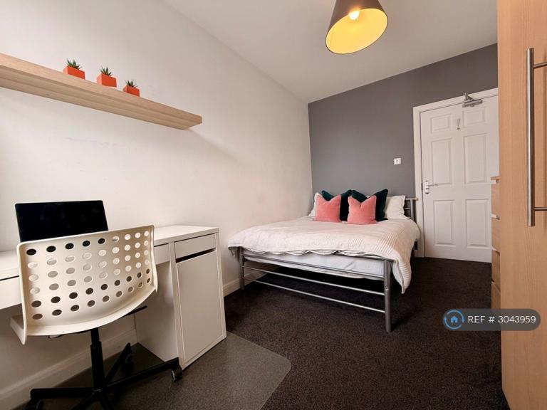 1 bedroom in Borough Road, Middlesbrough, TS1 (#3043959)