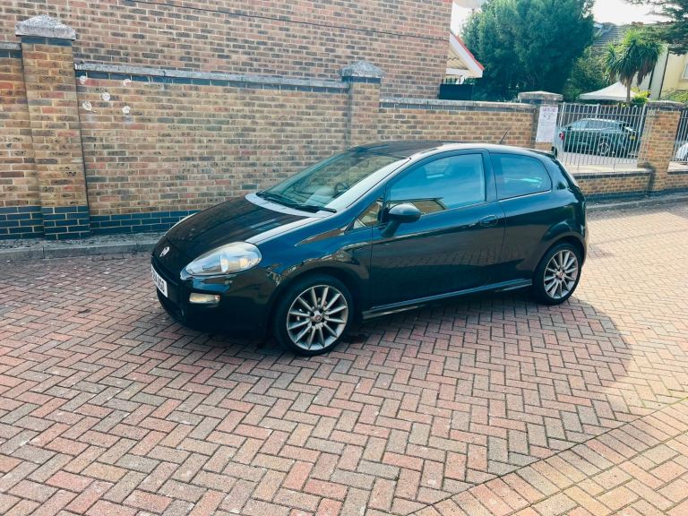 Fiat, PUNTO, Hatchback, 2014, Manual, 1368 (cc), 3 doors