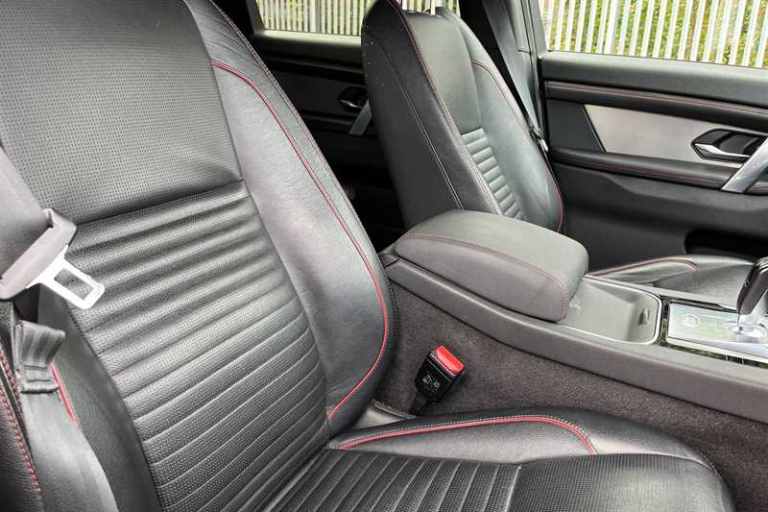 2021 Land Rover Discovery Sport 2.0 D165 MHEV R-Dynamic S Plus SUV 5dr Diesel Auto 4WD Euro 6 (s/...