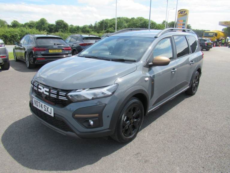 Dacia Jogger 1.6 HEV Extreme 5dr Auto Petrol/Electric Hybrid