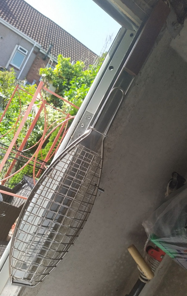 Barbecue Fish Grill Basket/Tongs PRICE REDUCED