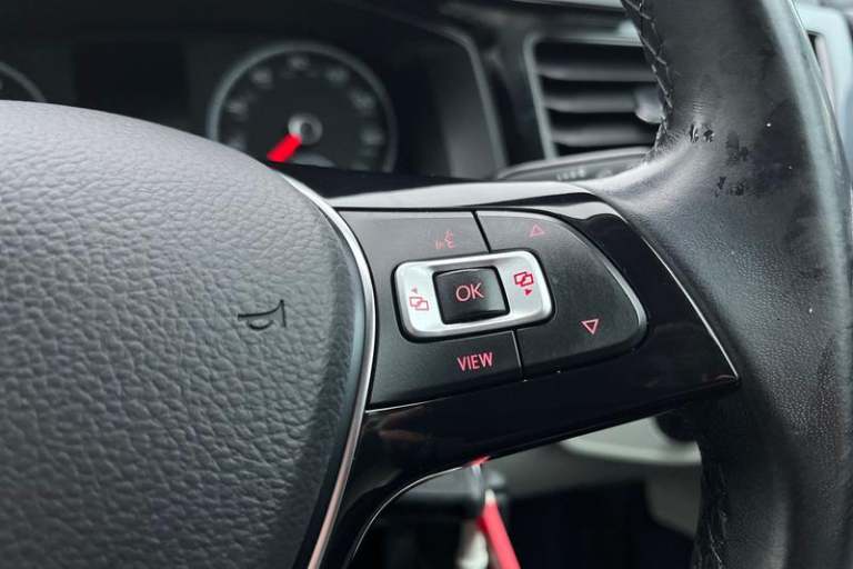 2021 Volkswagen Polo 1.0 EVO 80 Beats 5dr - APPLE CAR PLAY, FULLY SERVICED, LOW INSURANCE Manual ...