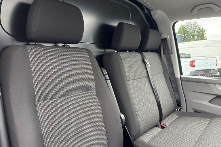 2024 Volkswagen Transporter 2.0 TDI 110 Highline Van Van Manual