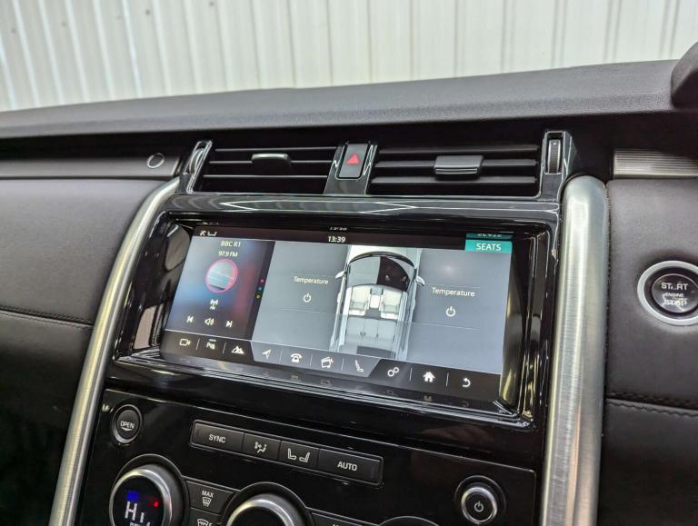 2017 Land Rover Discovery 3.0 Discovery HSE TD6 Auto 4WD 5dr SUV Diesel Automatic