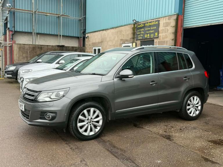 2015 Volkswagen Tiguan 2.0 TDi BlueMotion Tech Match 177 5dr DSG ESTATE Diesel Manual