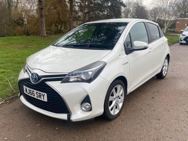 2016 Toyota Yaris 1.5 Hybrid Sport 5dr CVT HATCHBACK PETROL/ELECTRIC Automatic